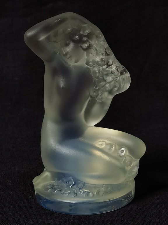 Lalique France Frosted Crystal Nude Figurine (1 of 4)