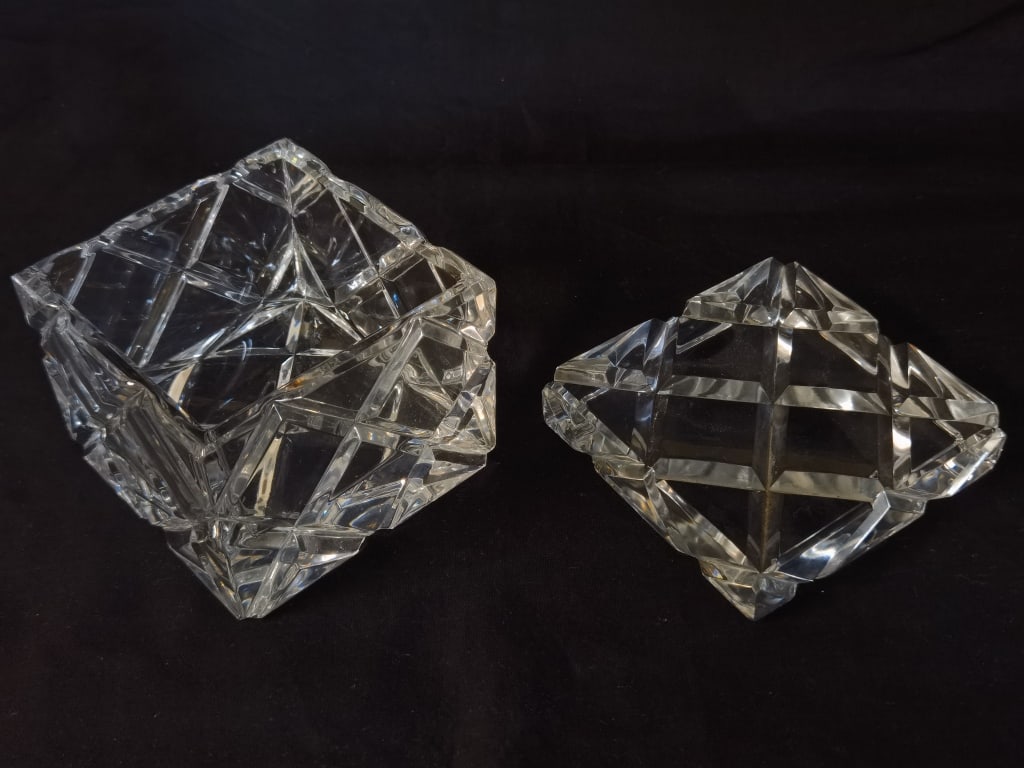 French Geometric Cut Crystal Lidded Box - 3