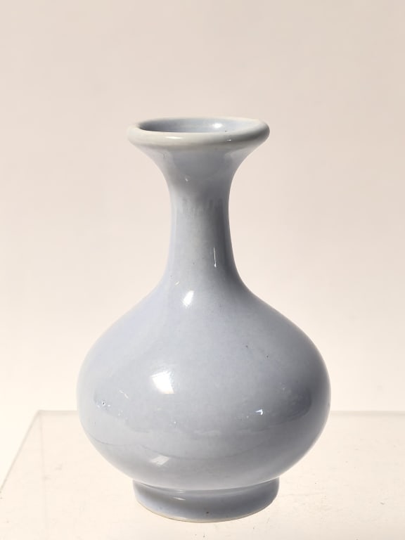 19-20th C. Chinese Porcelain Sky Blue Glaze Bulbou: 19-20th C. Chinese Porcelain Sky Blue Glaze Bulbous Vase, 3.25in