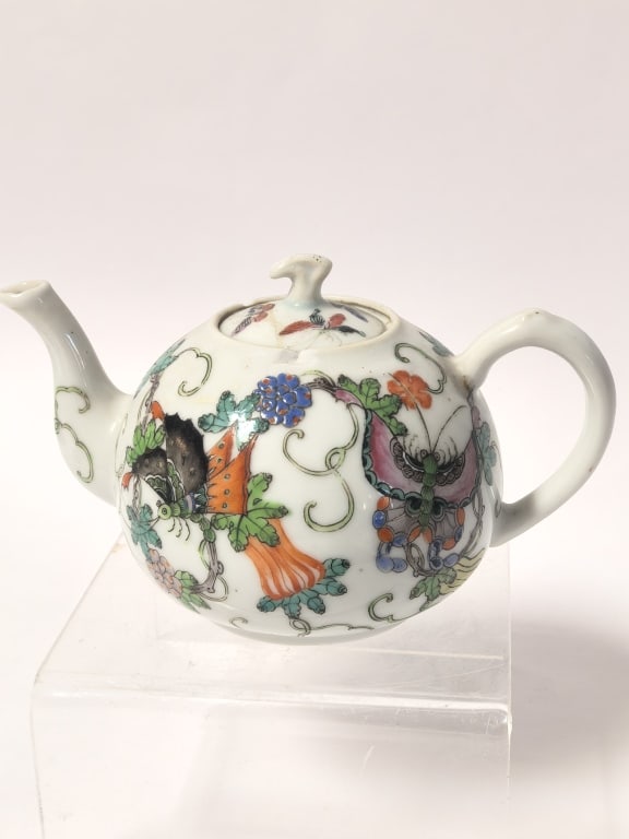 Late Qing Chinese Porcelain Famille Rose Melon But: Late Qing Chinese Porcelain Famille Rose Melon Butterfly Teapot, 5.5in by 3.25in