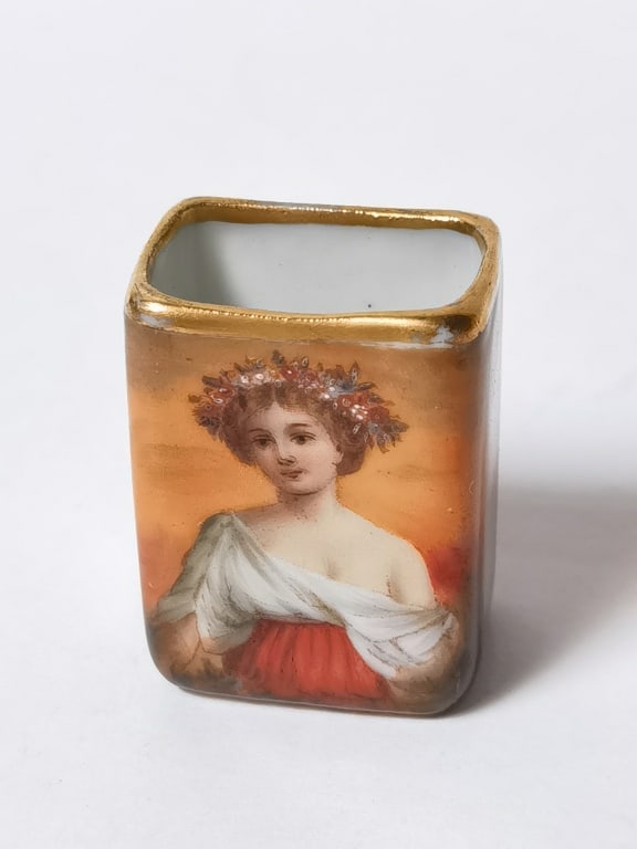 Vintage Signed Royal Lighte Miniature Portrait Vas (1 of 5)