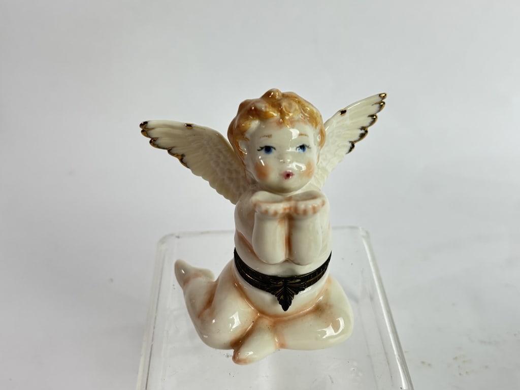 Vintage Studio USA Porcelain Angel Trinket Box (1 of 5)