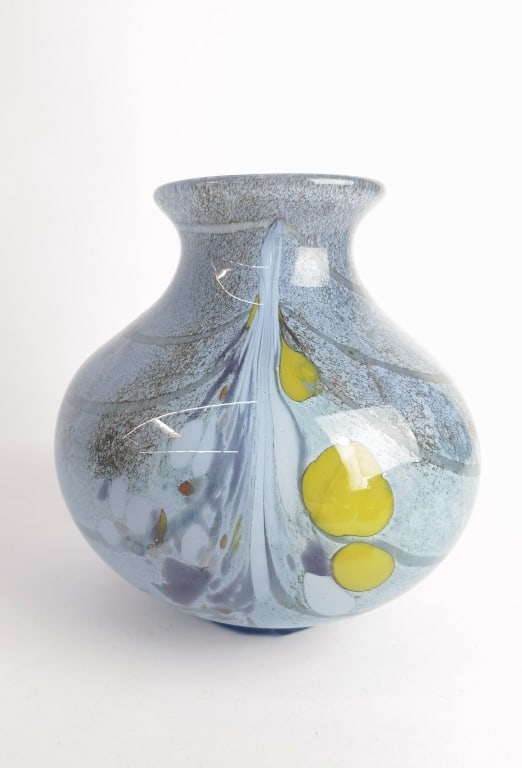 Vintage Signed Blue Art Glass Vase: Vintage Signed Blue Art Glass Vase, 7 1/8in