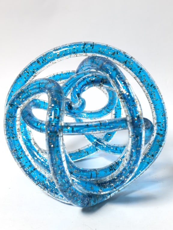 Murano Italy Blue Flecked Glass Rope Knot Sculptur (1 of 4)