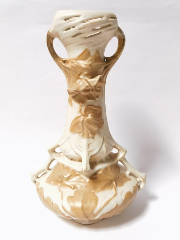 Antique Royal Dux Art Nouveau Ceramic Vase: Antique Royal Dux Art Nouveau Ceramic Vase, 13.5in