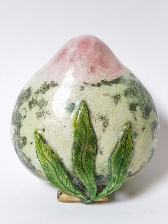 Vintage Chinese Enameled Peach Box (1 of 3)