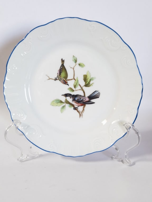 Vintage Vista Alegre Portugal Porcelain Bird Plate (1 of 4)