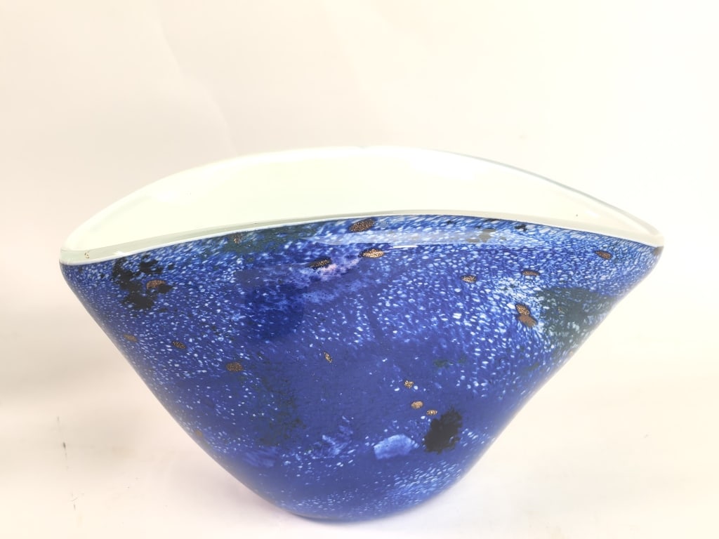 Murano Italy Cobalt Blue & Copper Fleck Asymmetric: Murano Italy Cobalt Blue & Copper Fleck Asymmetric Centerpiece, 4.75in by 4.25in