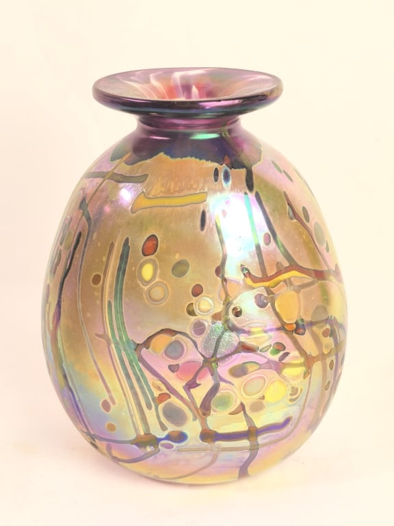 2002 Signed Iridescent Graffiti Art Glass Vase (1 of 6)