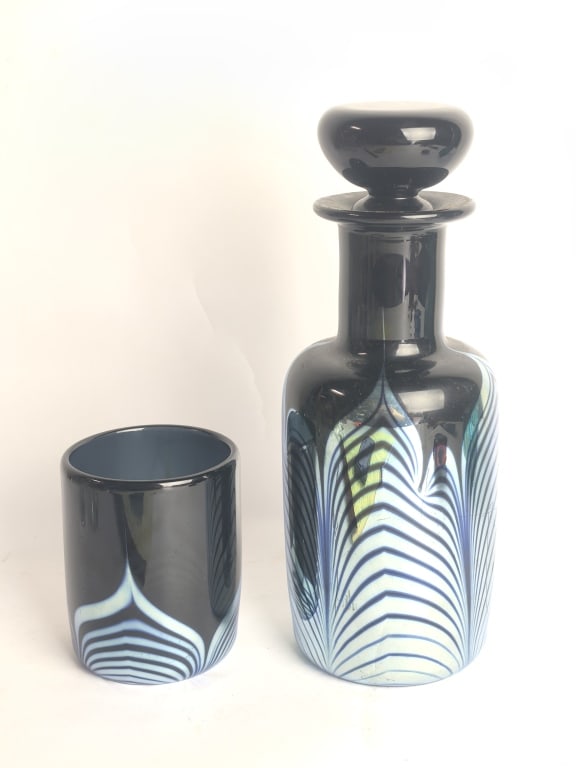 Vintage Correia Iridescent Blue Pulled Feather Dec (1 of 8)