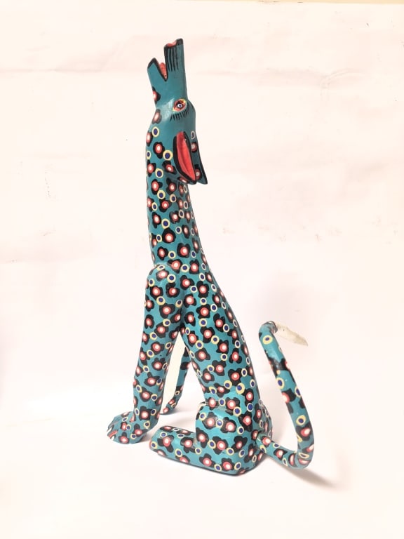 Large Vintage Efain Fuentes Oaxacan Wolf Alebrije (1 of 5)