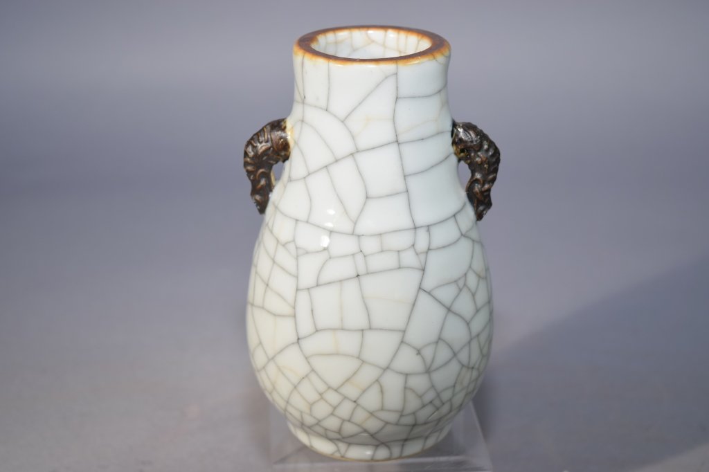20th C. Chinese Ge Glaze Vase (1 of 6)