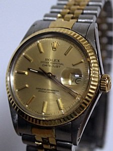 All Original - Champagne 80s Rolex Watch: All Original, Champagne 80s Rolex Wrist Watch, Oyster Perpetual DateJust, Offically Certified Superlative Chronometer 62523H.18