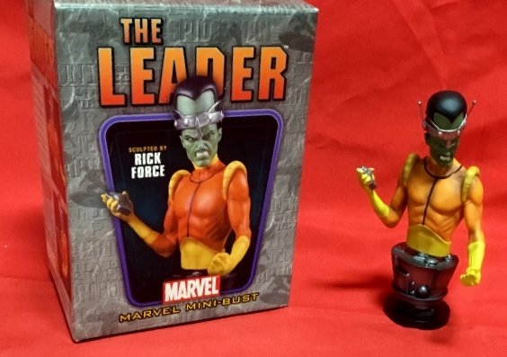 The Leader Mini Bust (1 of 2)
