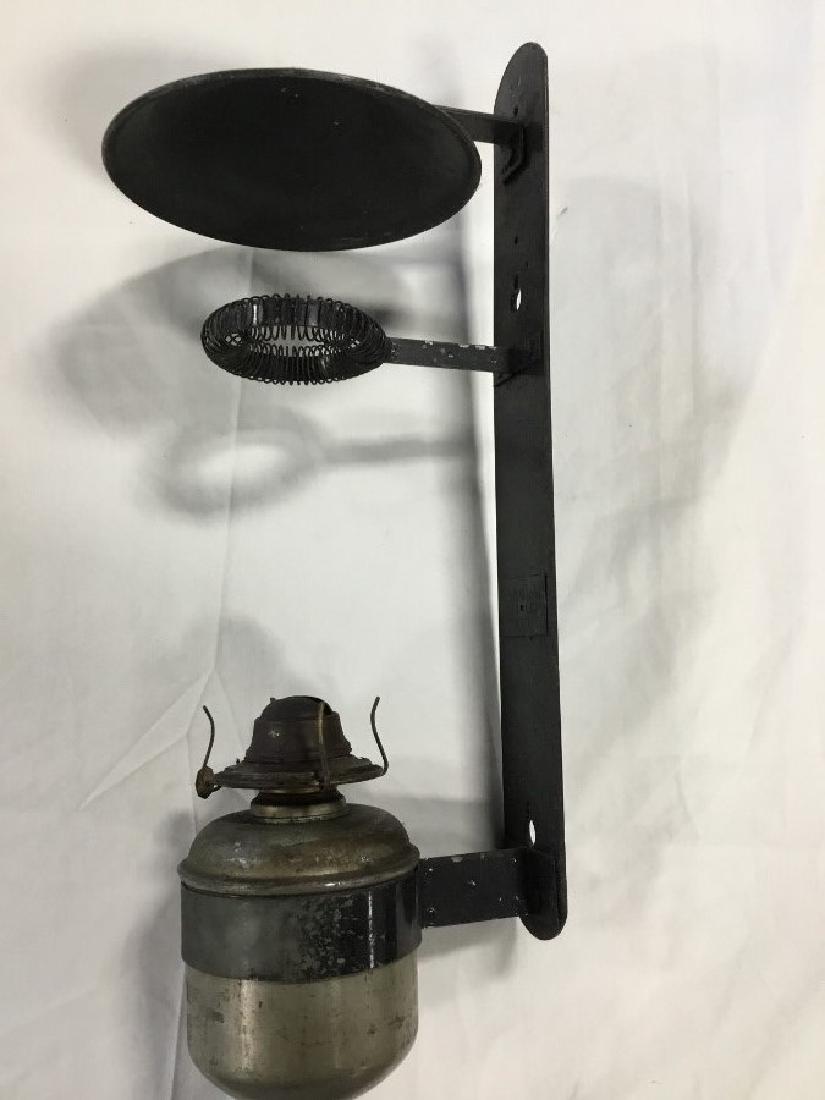 Caboose Lantern Made by Handlan St. Louis, USA (1 of 4)