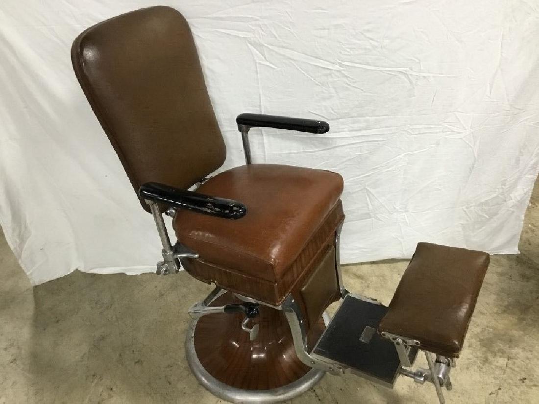 Vintage Barber Dental Chair: Mfg by Paidar, Chicago USA. Overall good condition for age and use.