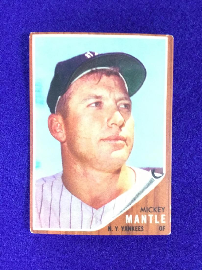 1962 Topps Mickey Mantle #200 (1 of 2)