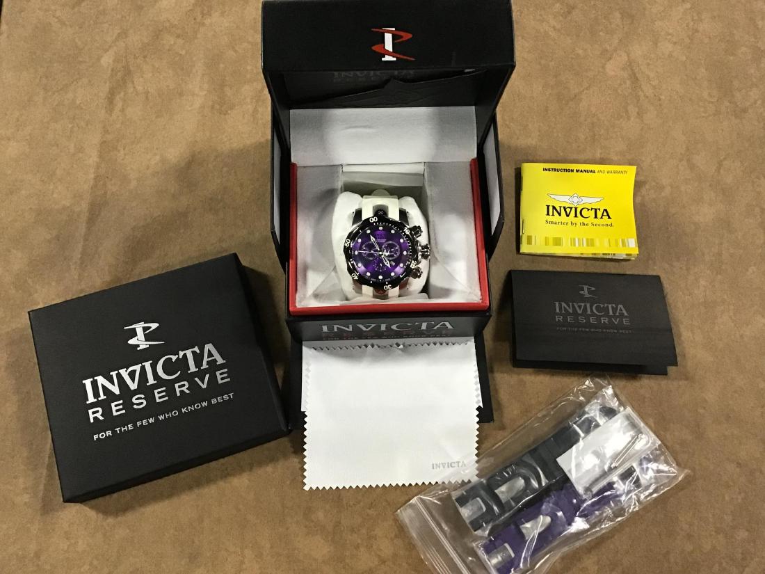 INVICTA RESERVE VENOM MODEL 13914 (1 of 3)