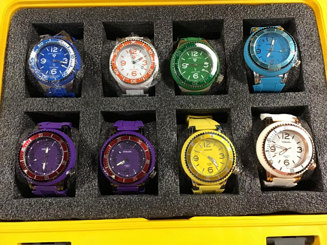 Lot of 8 Mens Watches (1 of 6)