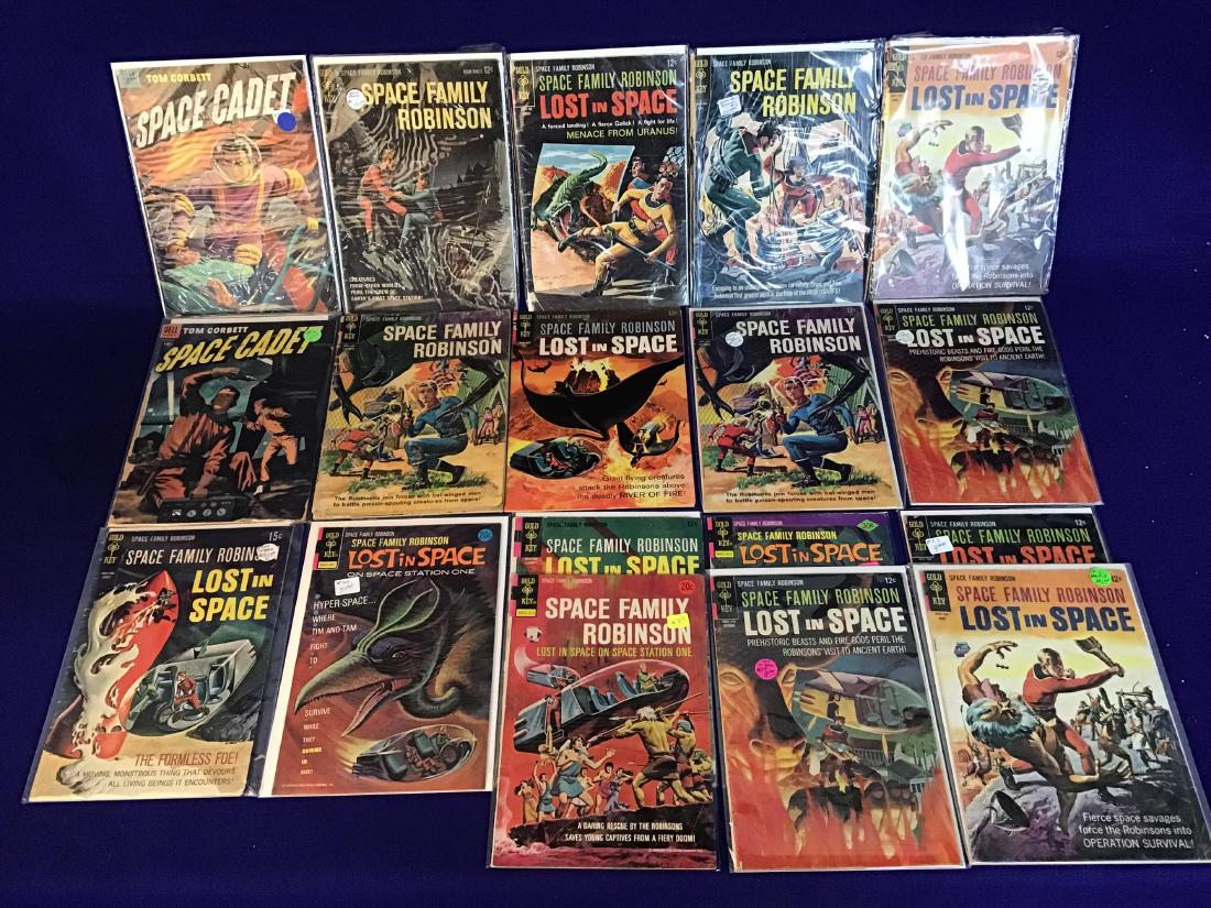 Lot of 19 Space Comics (1 of 4)