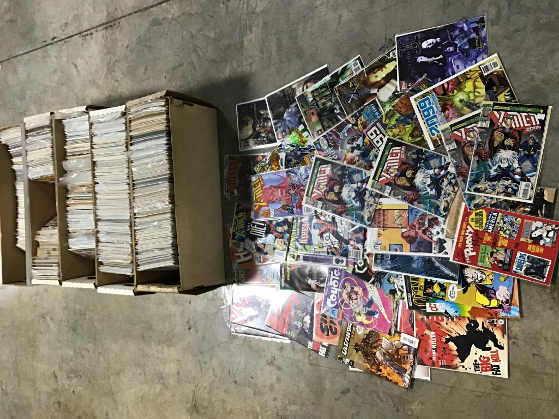 Lot of approx 1,300 + or - assorted comics (1 of 4)