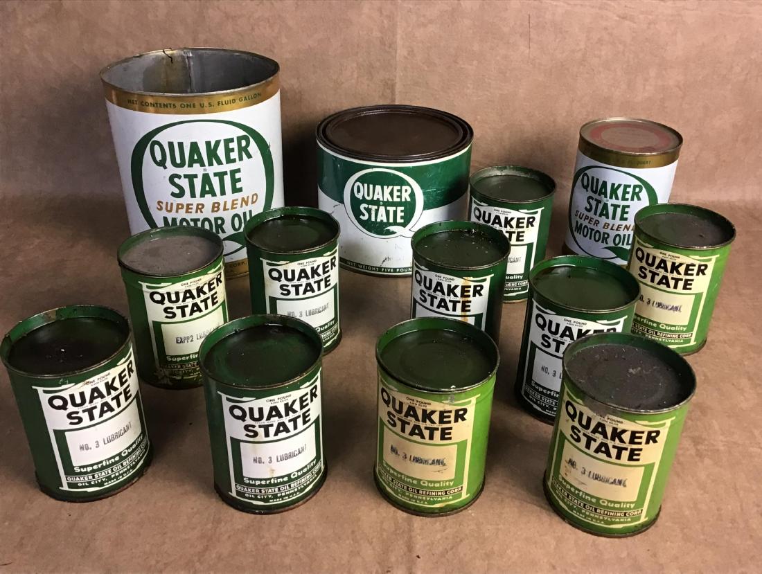 Lot of Quaker State Motor Oil and Lubricant Cans: Lubricant cans and super blend cans are full. Found condtion.
