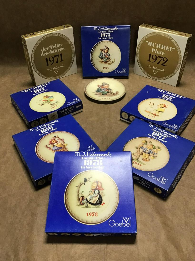 Lot of 8 M.J. Hummel Plates: The plate of the year 1971-1978 Original Boxes, VGC