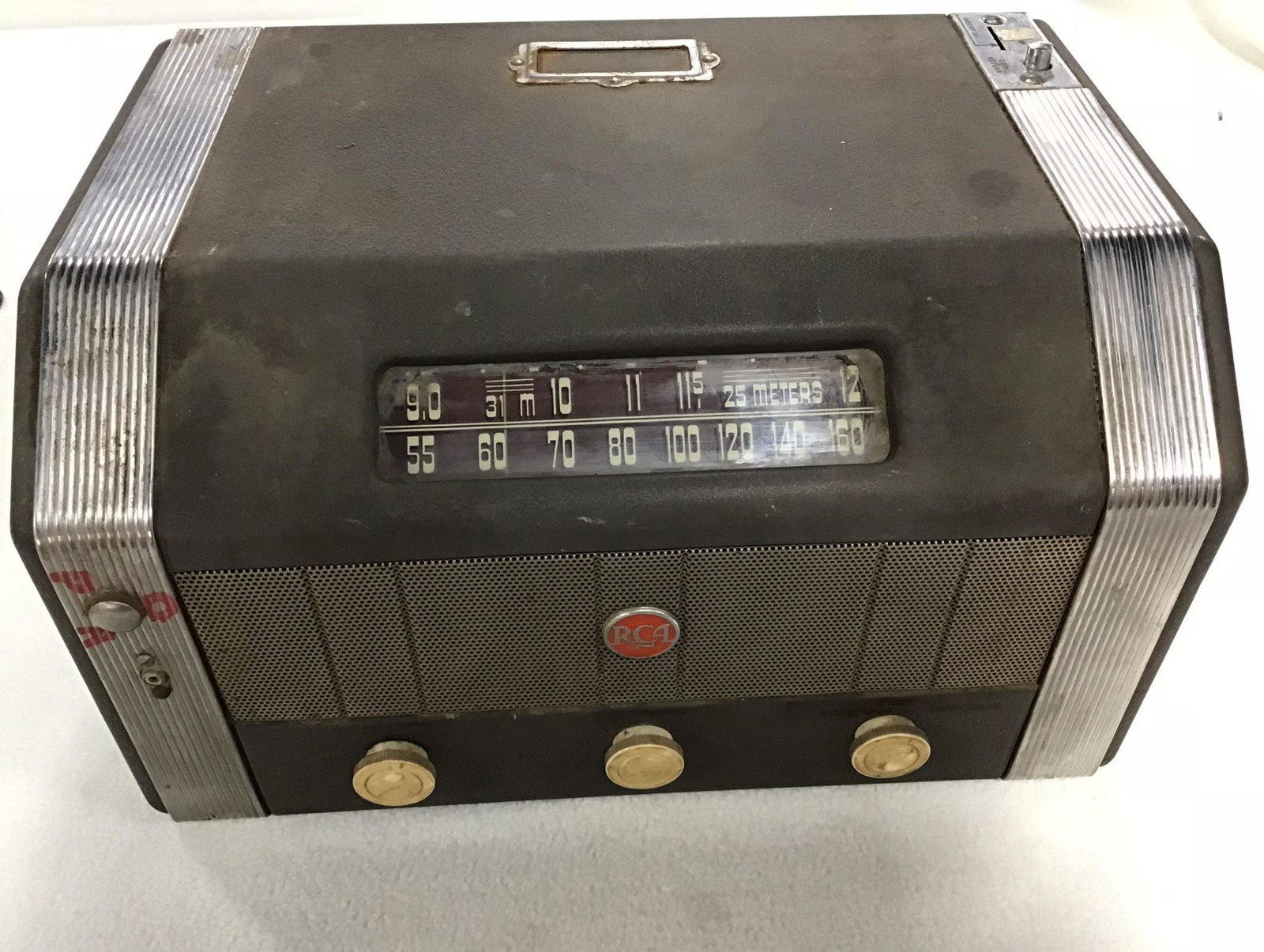 Rare Coin Operated RCA Radio: 16.5 Inches W x 10.5 Inches D x 9 Inches T
