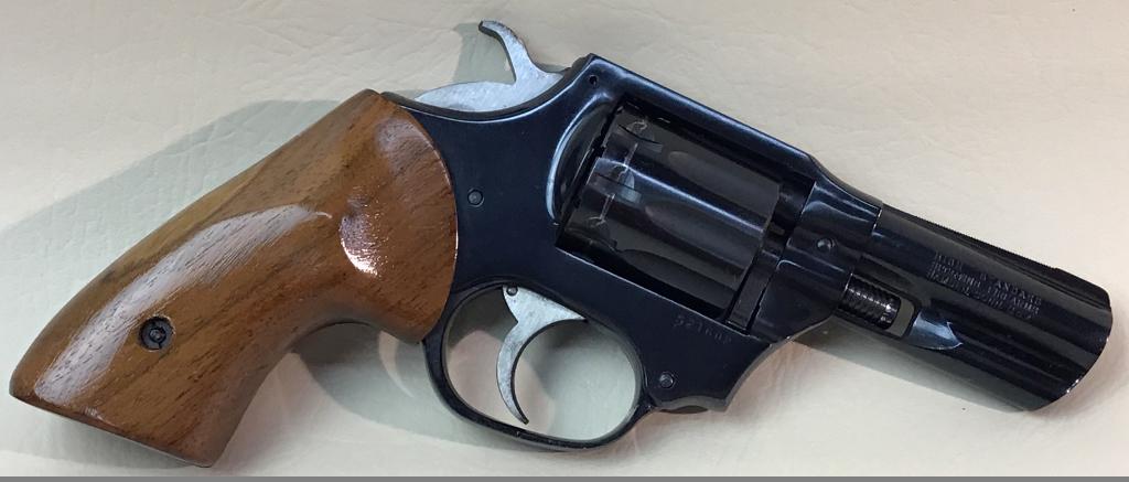 High Standard Sentinel MK IV .22 Magnum: SN# S21602