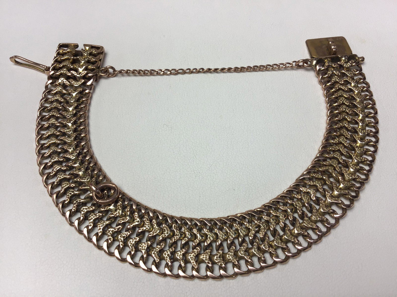 Ladies 14K Yellow Gold Chain Link Bracelet: Has Link To Add A Charm, 34.5 Grams