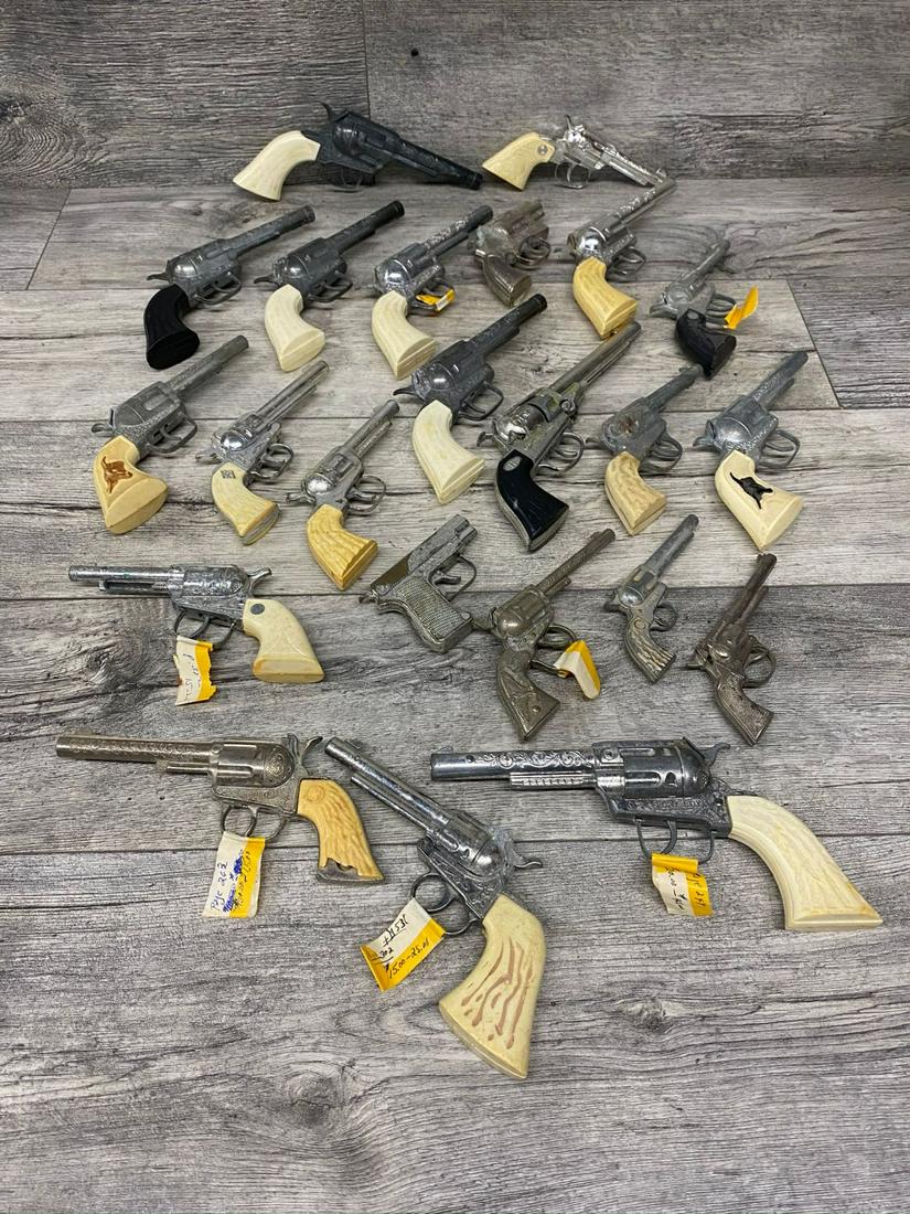 LOT OF 23 VINTAGE CAP GUNS: FOUND, USED CONDITION