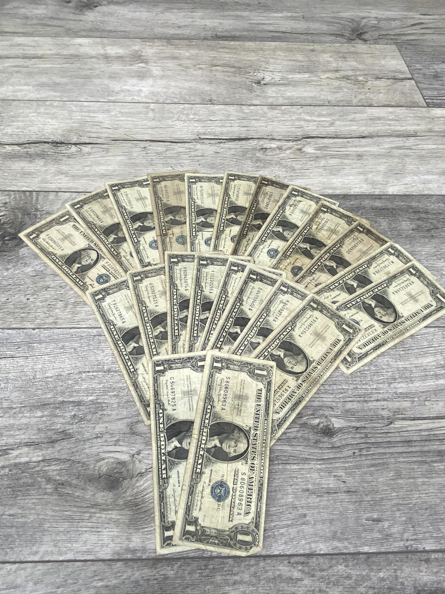 LOT OF 22 $1.00 SILVER CERTIFICATES: LOT OF 22 $1.00 SILVER CERTIFICATES