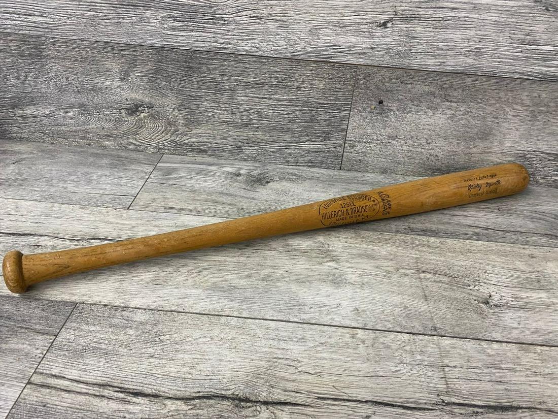 LITLE LEAGUEMICKEY MANTLE LOUISVILLE SLUGGER: 31IN. VG FOUND CONDITION