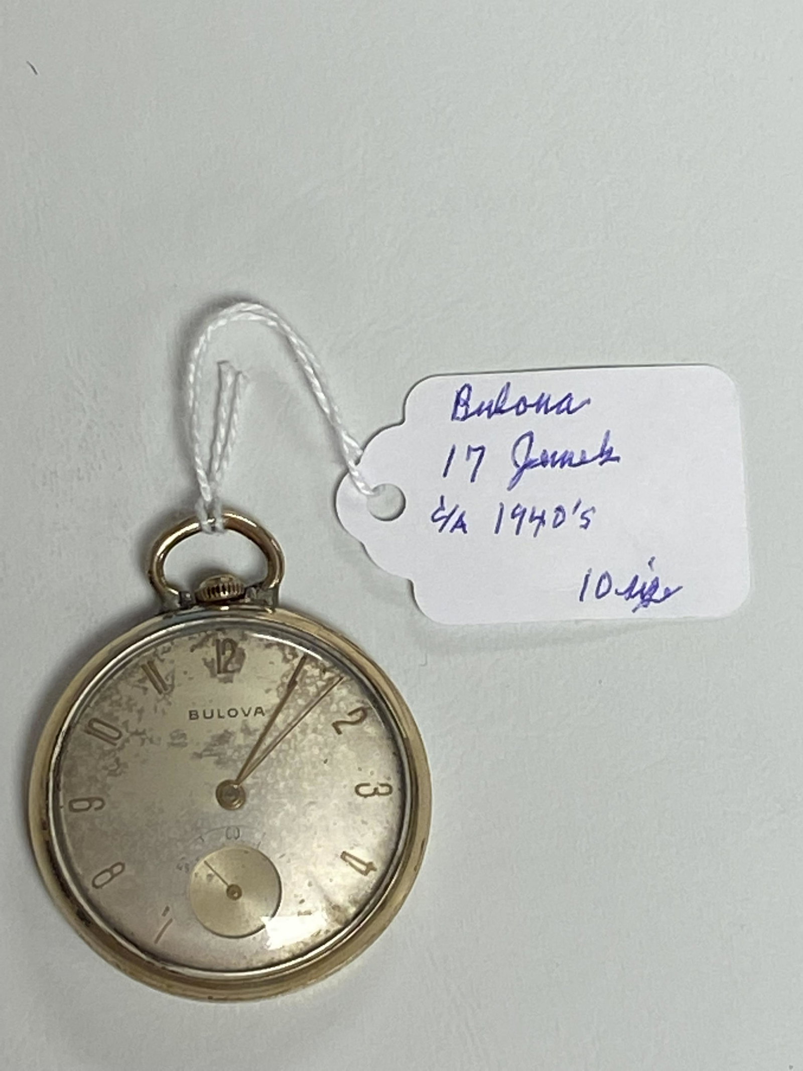 BULOVA 17 JEWEL POCKET WATCH: 10 SIZE, CIRCA 1940'S, WORKING ORDER