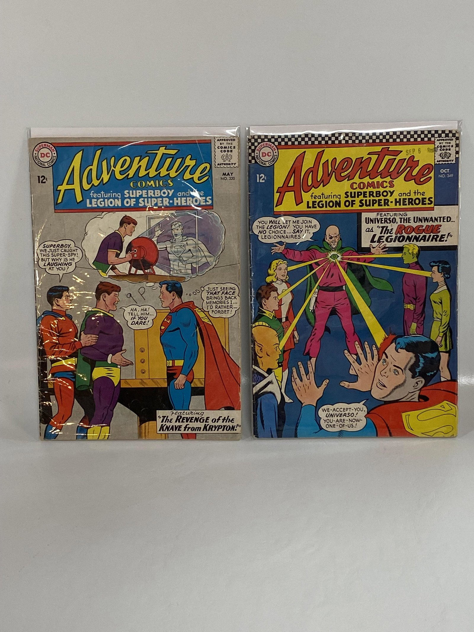 Lot of 2 Adventure Comics: Lot of 2 Adventure Comics