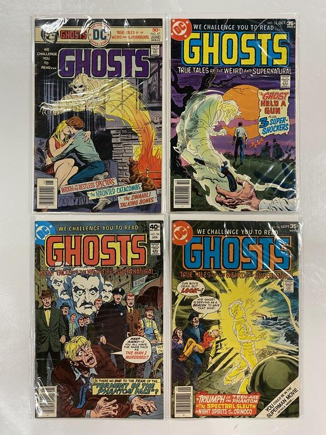 Lot of 4 Ghost Horror Comics: Lot of 4 Ghost Horror Comics