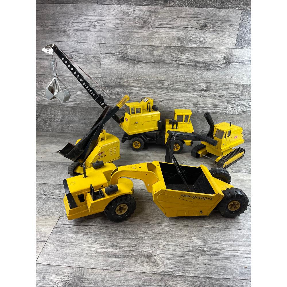 Lot of 4 Vintage Tonka Construction Toys: Shovel, crane, excavator, scraper. Found, used cond.