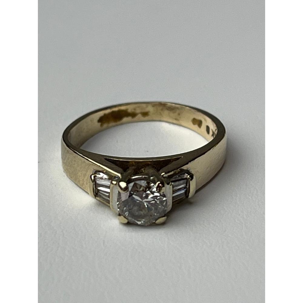 Ladies 14K Yellow Gold and Diamond Ring (1 of 3)