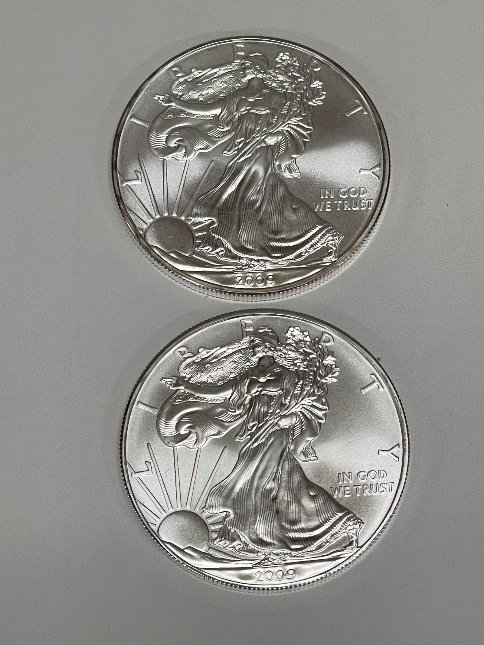 2- 2009 SILVER EAGLES .999 PURE SILVER: 2- 2009 SILVER EAGLES .999 PURE SILVER