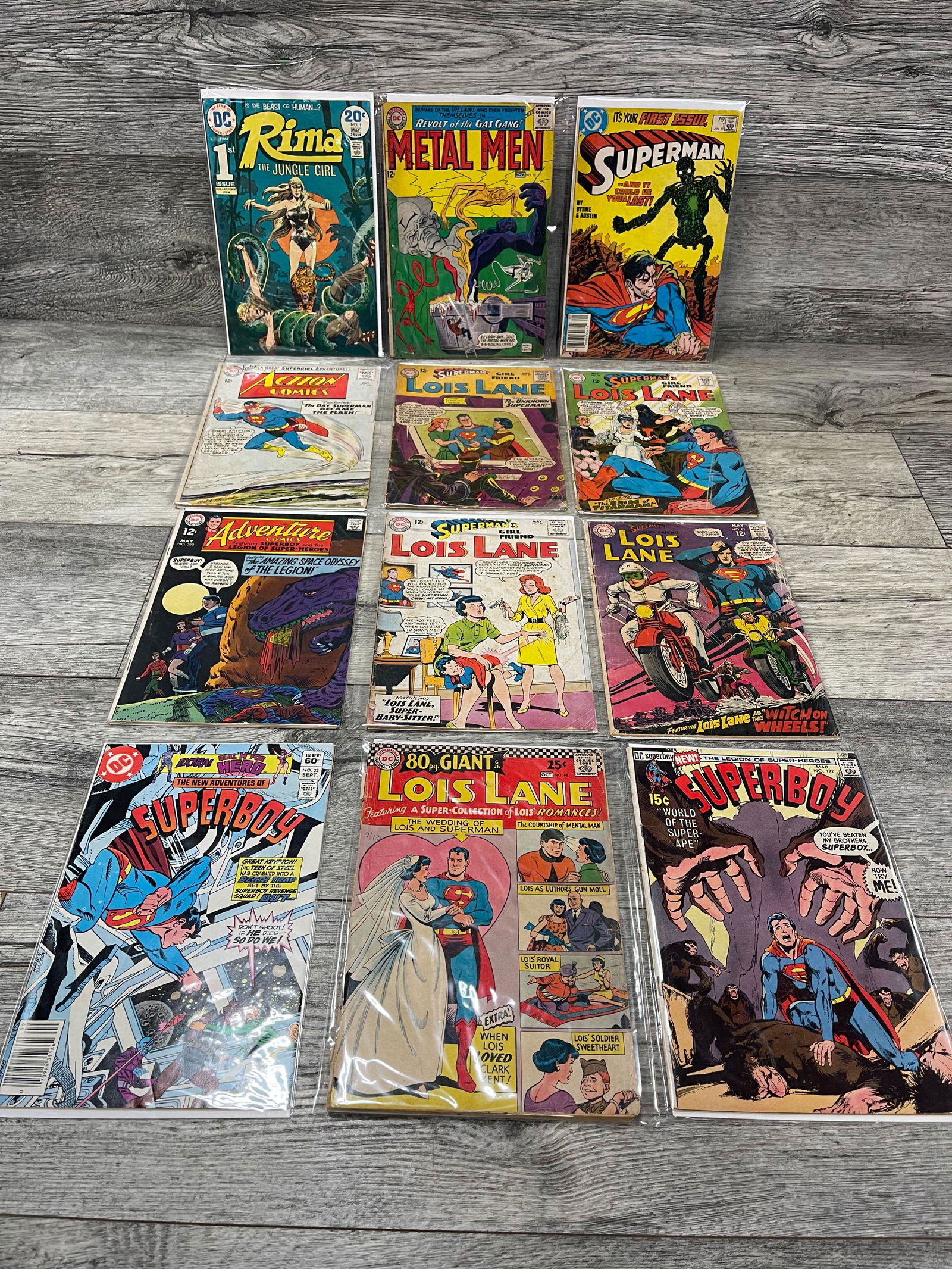 LOT OF 12 VINTAGE DC COMICS (1 of 3)