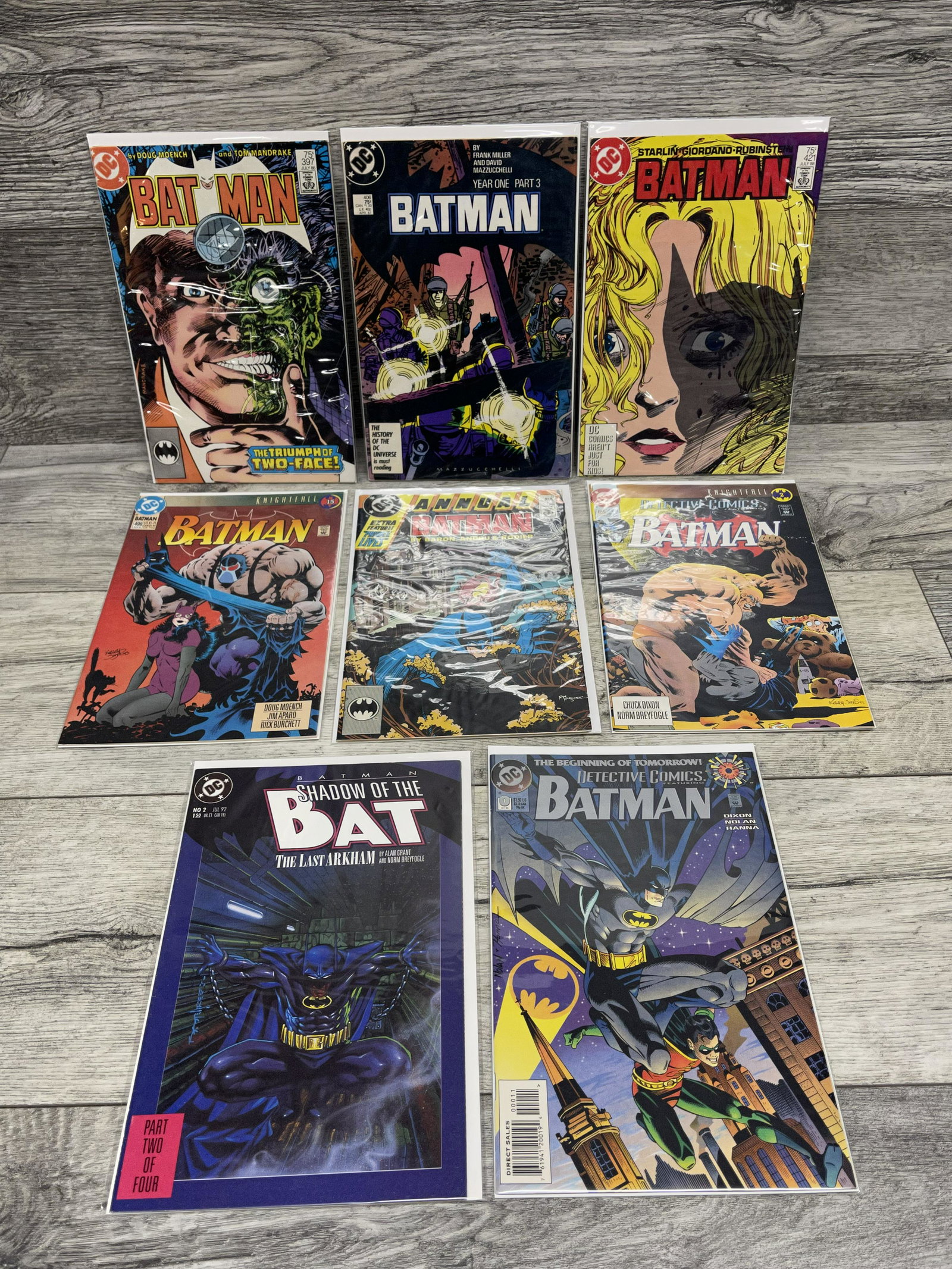 LOT OF 8 BATMAN COMICS: LOT OF 8 BATMAN COMICS