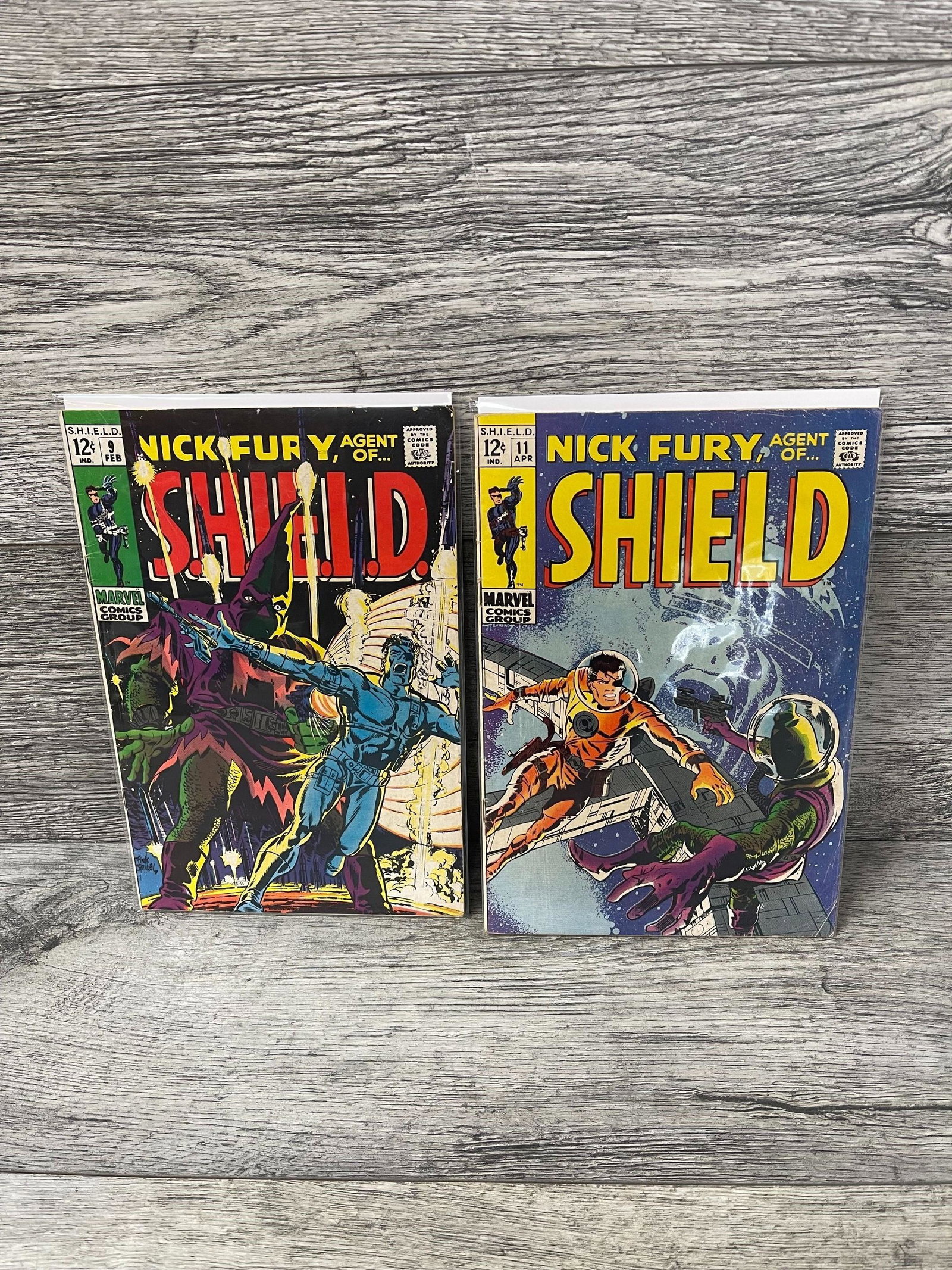 LOT OF 2 NICK FURY COMICS: LOT OF 2 NICK FURY COMICS
