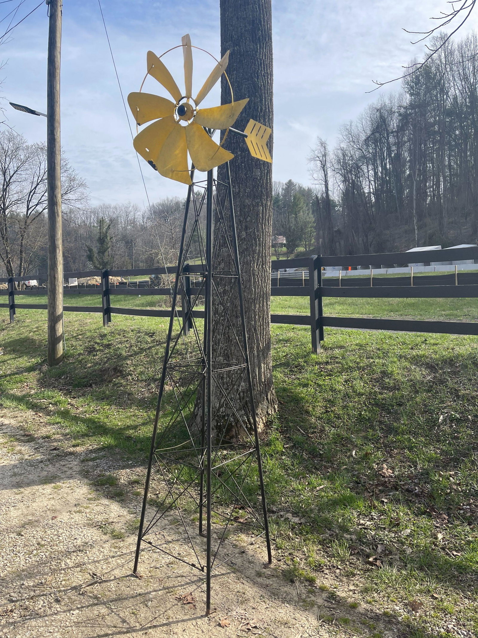 VINTAGE LARGE WORKING WINDMILL: VERY GOOD FOUND CONDITION, 124" TALL