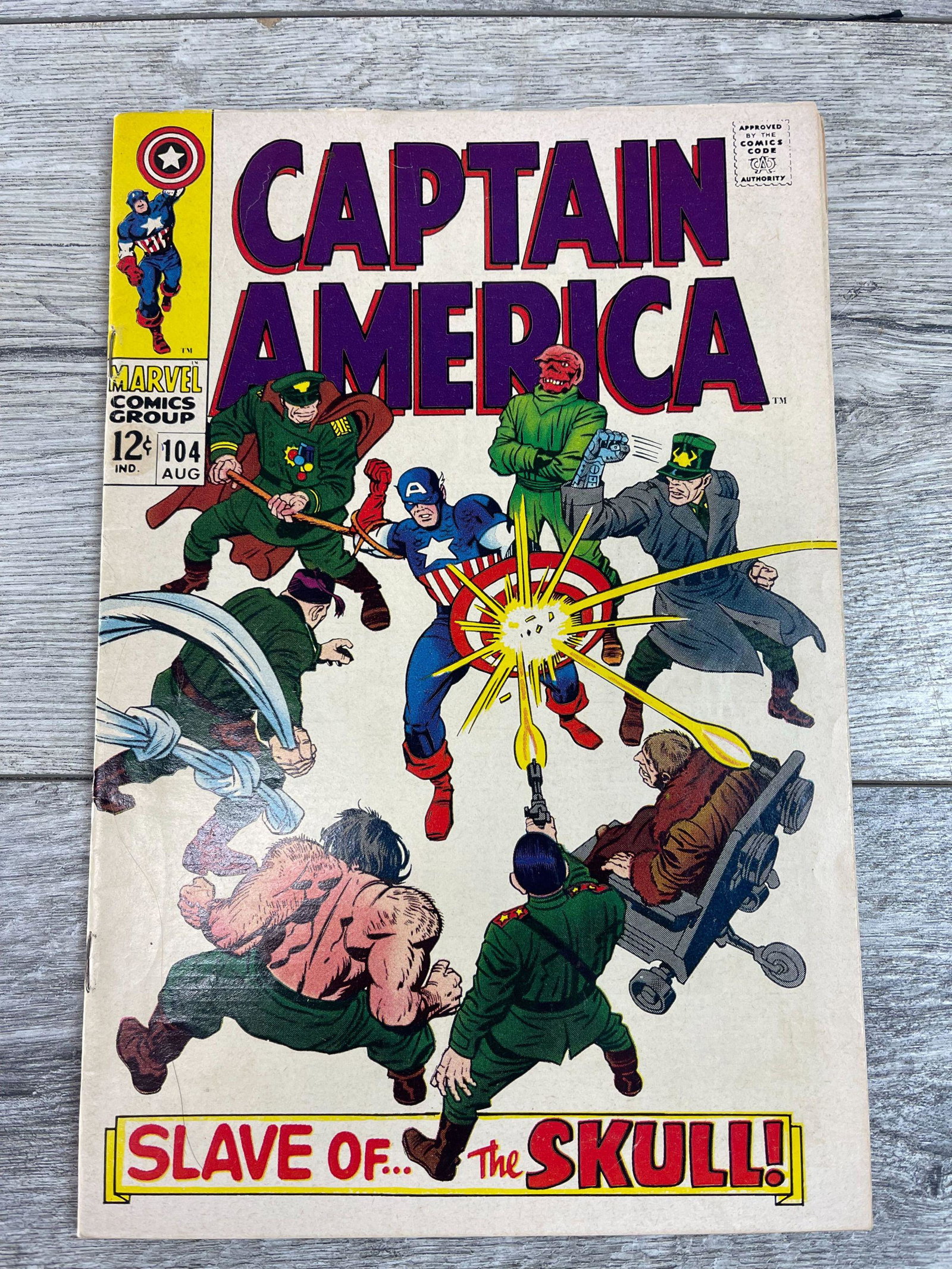 CAPTAIN AMERICA #104: CAPTAIN AMERICA #104