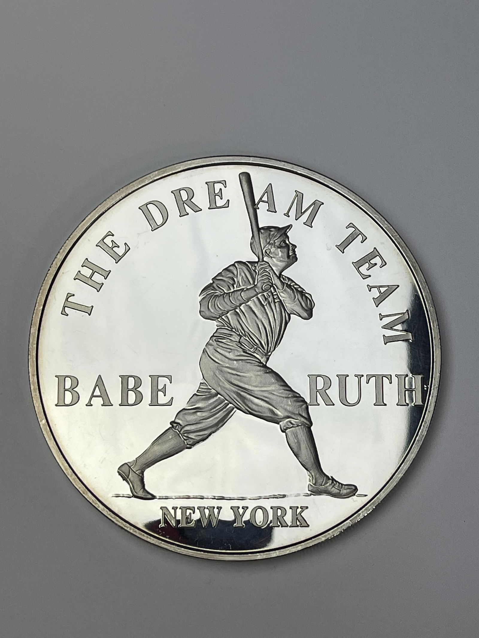 BABE RUTH 1/2 TROY POUND 999 SILVER YANKEES COIN: BABE RUTH 1/2 TROY POUND 999 SILVER YANKEES COIN