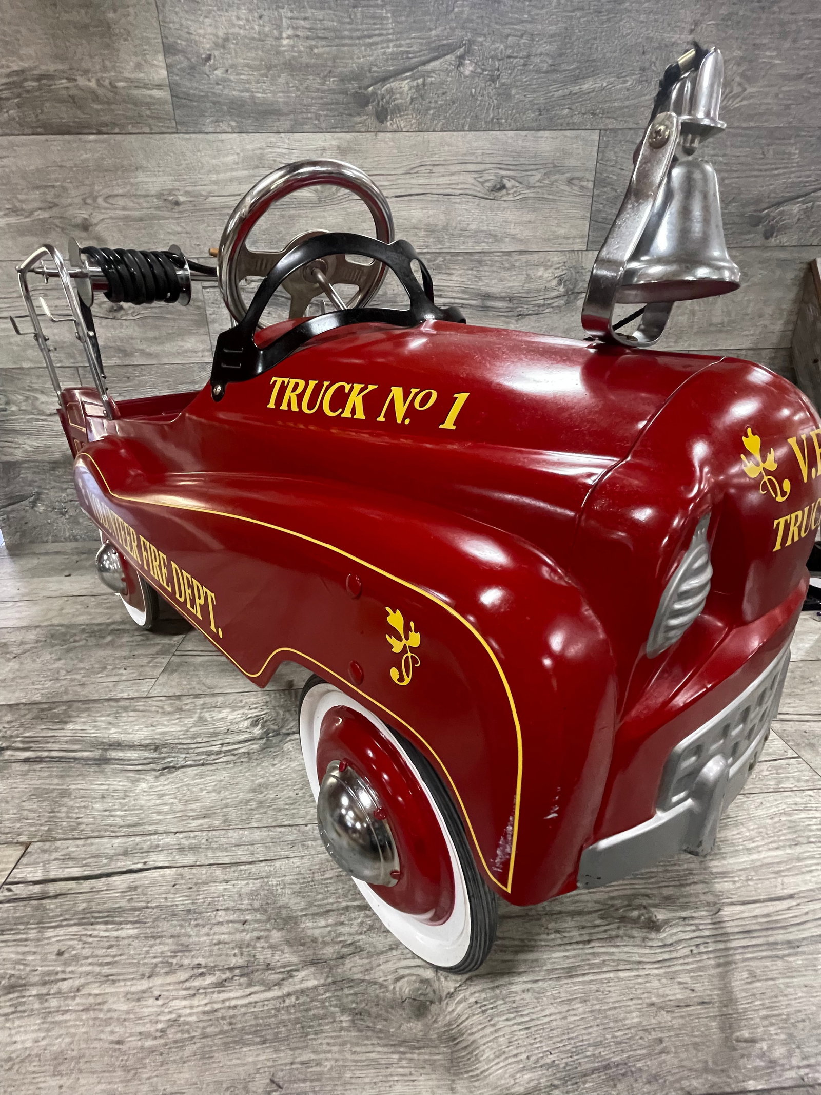 VOLUNTEER FIRE DEPT. NO. 1 PEDAL FIRE TRUCK: GREAT FOUND CONDITION. IS MISSING THE LADDERS. APPROX. 39"L.