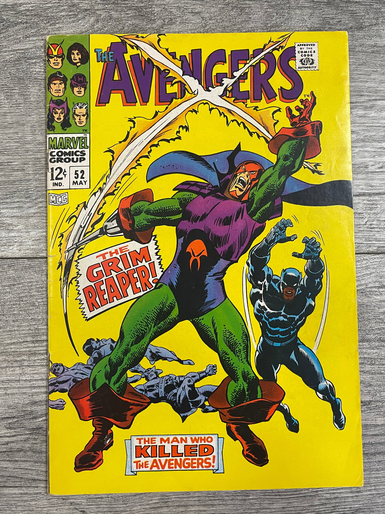 AVENGERS COMIC: #52. KEY ISSUE BLACK PANTHER JOINS