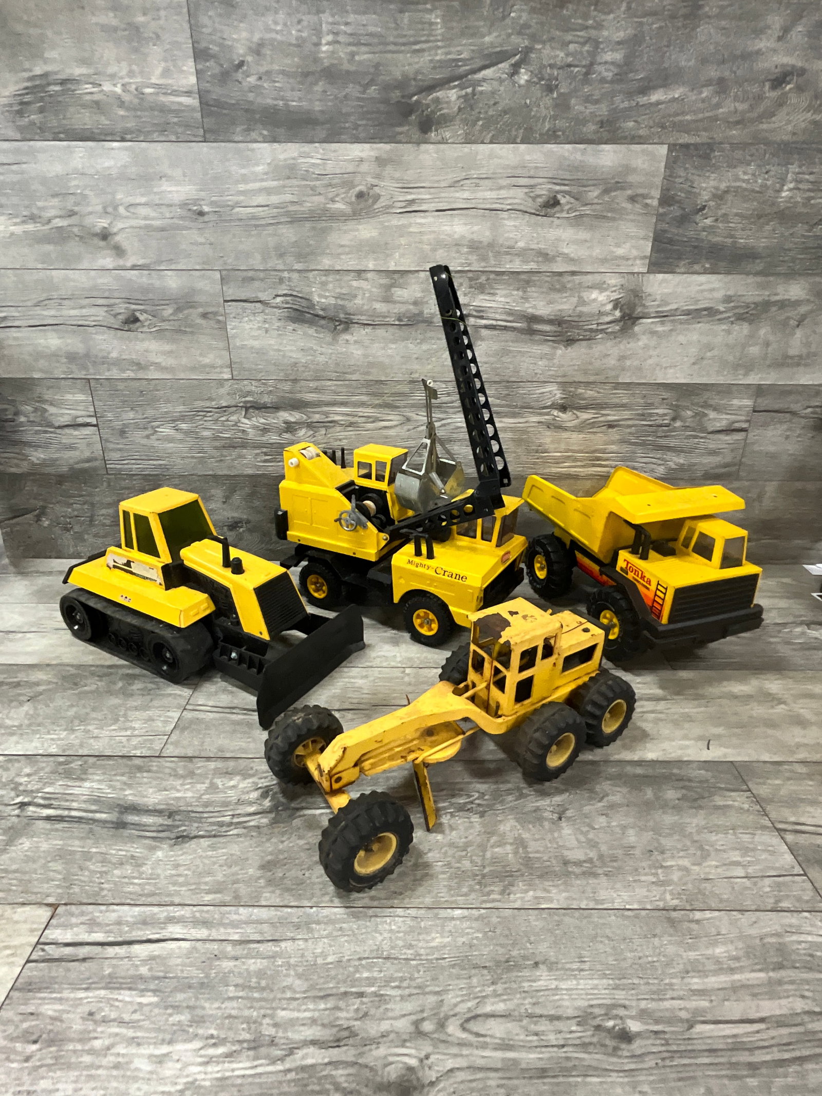 LOT OF 4 TONKA CONSTRUCTION TOYS: FOUND CONDITION.