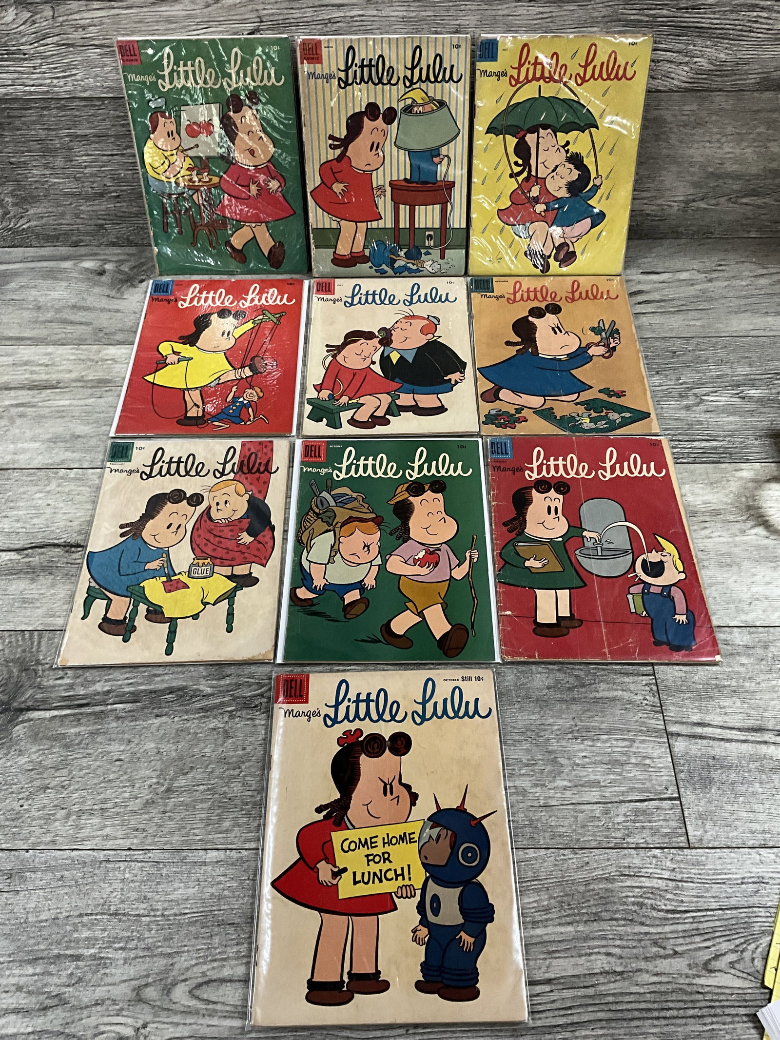 10 issues of little Lulu #'s 124, 117, 112, 104, 101, 97, 93, 85, 81, 76. Dell comics: 10 issues of little Lulu #'s 124, 117, 112, 104, 101, 97, 93, 85, 81, 76. Dell comics