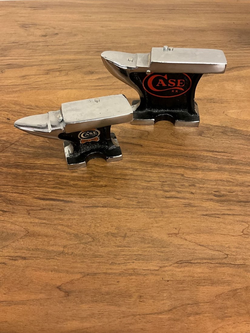 Lot of 2 Case XX Magnetic Knife Display Anvils: Large weighs 3lbs and is 6"L x 3.75"W. Small weighs 2lbs and is 5"L x 2.75"W